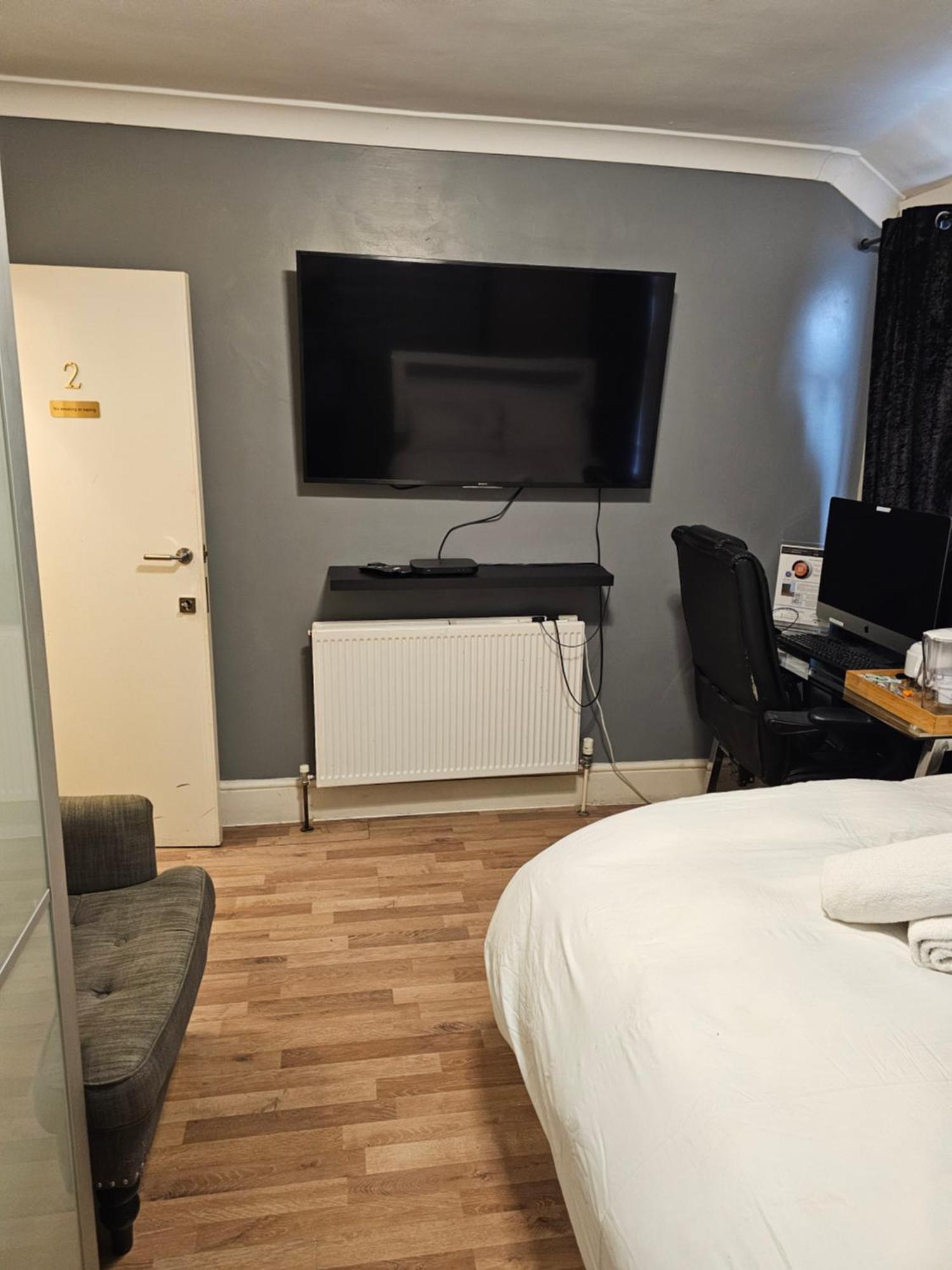Umbrella Properties London Excel Extérieur photo