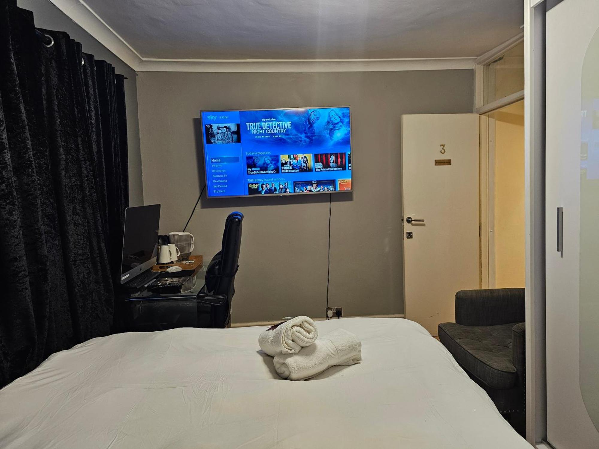 Umbrella Properties London Excel Extérieur photo